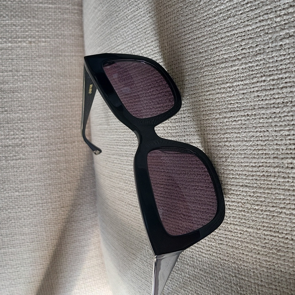 Johnny Was Marianne Sunglasses excellent condition. - Picture 4 of 11